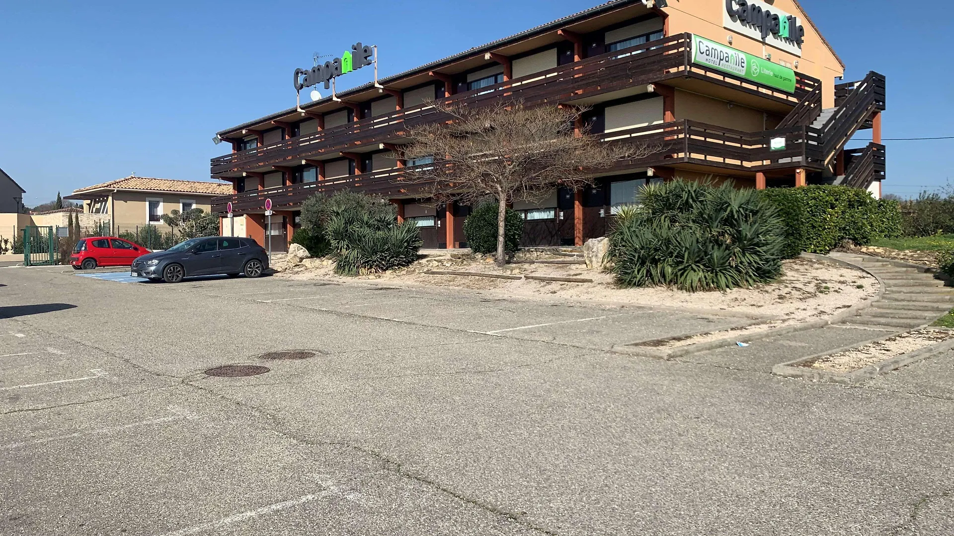 Séjourner dans les Bouches-du-Rhône : 6 Hôtels Budget Comparés